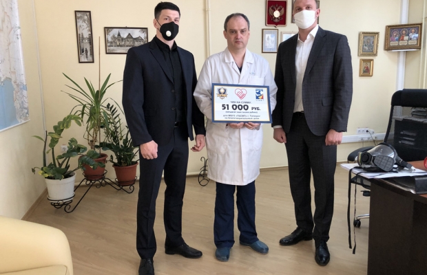 Таганрогский регбийный клуб сделал пожертвование в пользу больницы
